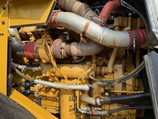 Chargeuse sur pneus CAT 980M