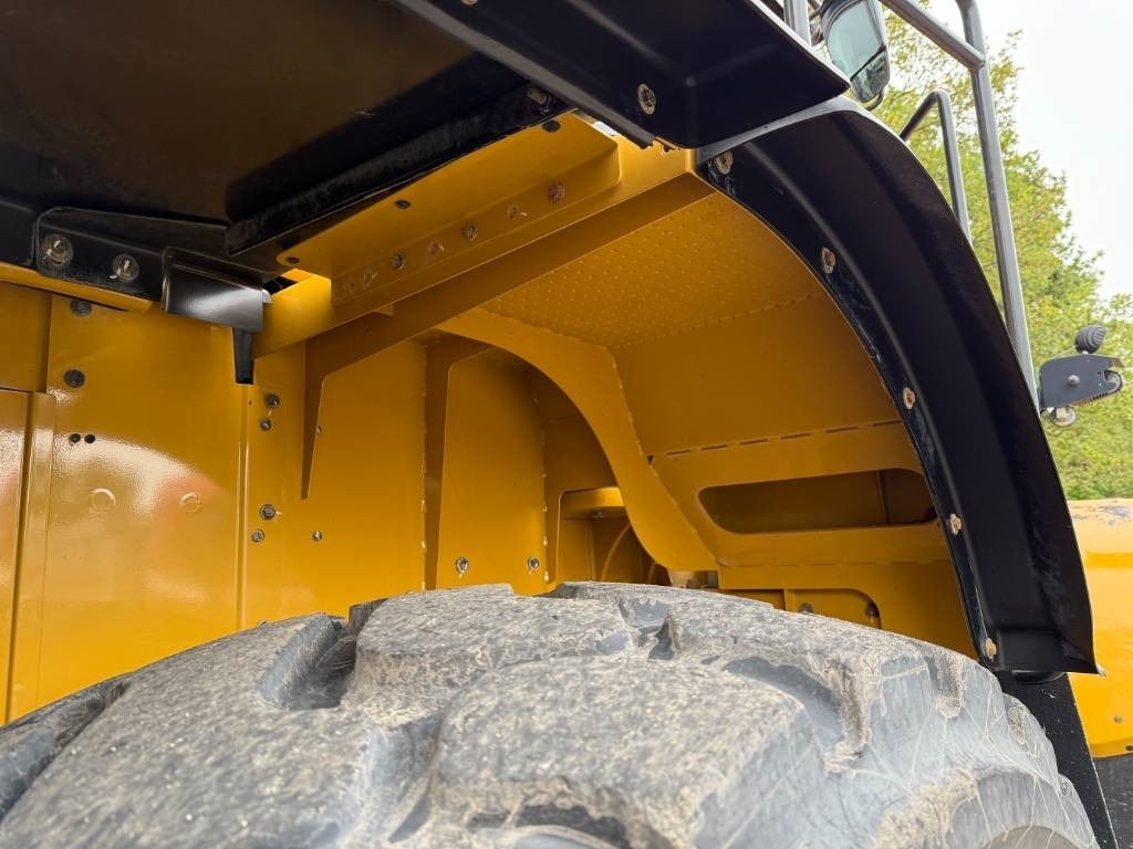 Chargeuse sur pneus CAT 980M