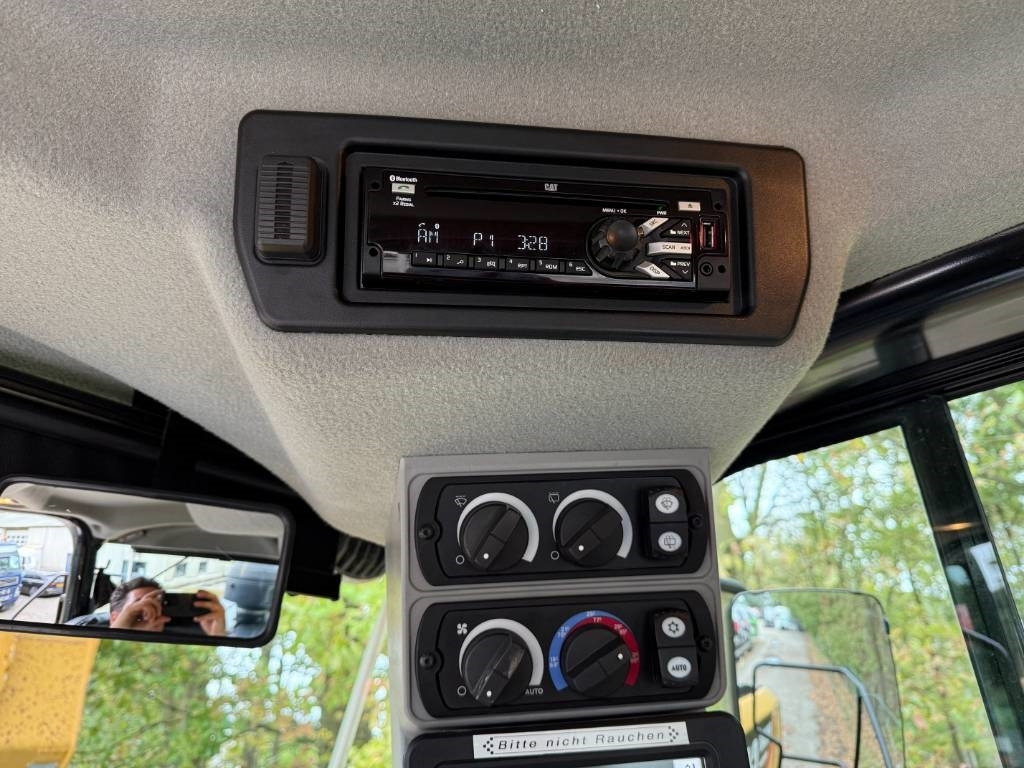 Chargeuse sur pneus CAT 980M