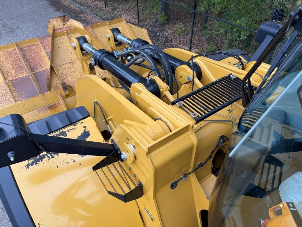 Chargeuse sur pneus CAT 980M