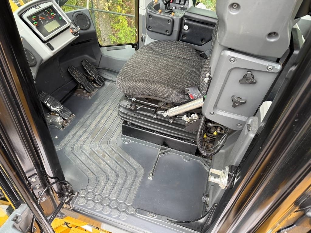 Chargeuse sur pneus CAT 980M