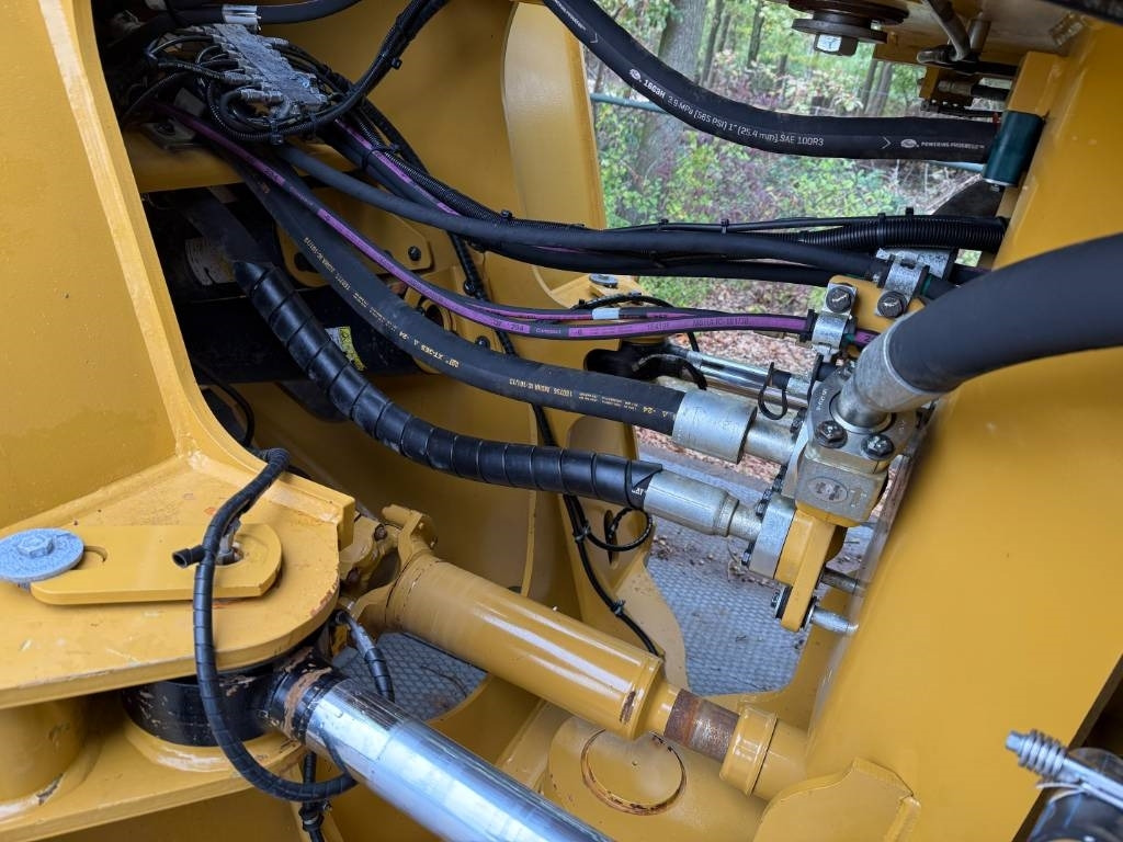 Chargeuse sur pneus CAT 980M