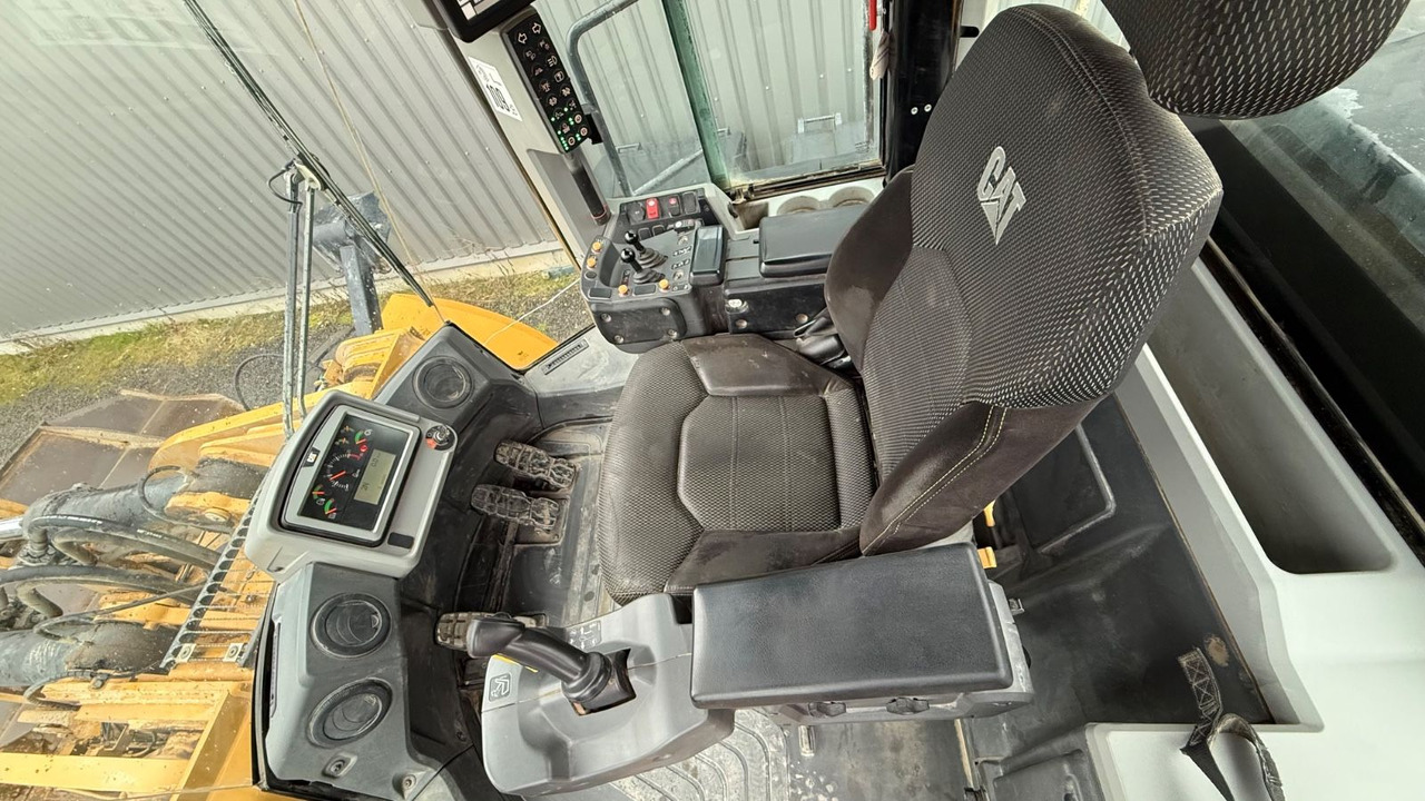 Chargeuse sur pneus CAT 980 M