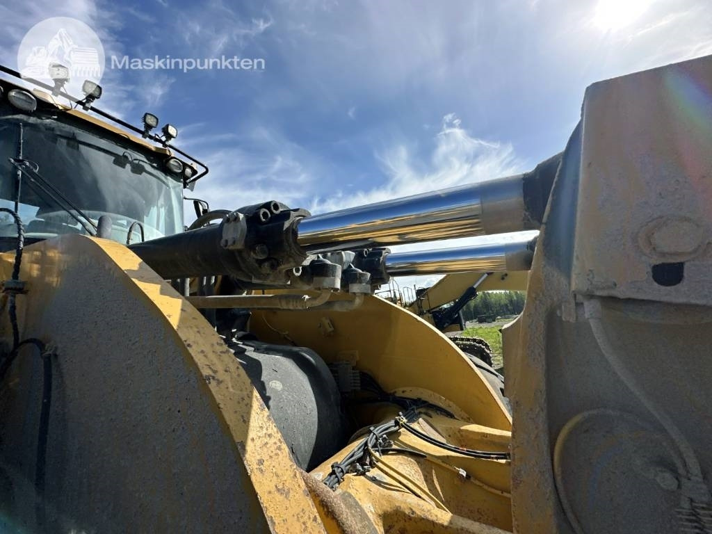 Chargeuse sur pneus CAT 980 M