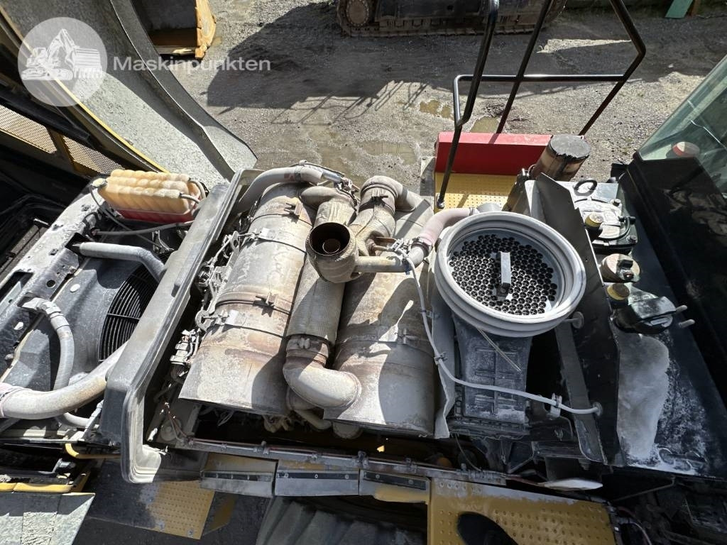 Chargeuse sur pneus CAT 980 M