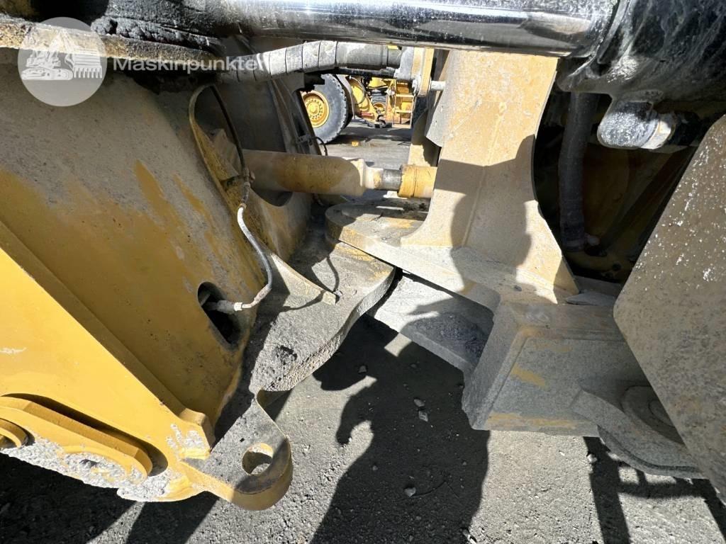 Chargeuse sur pneus CAT 980 M