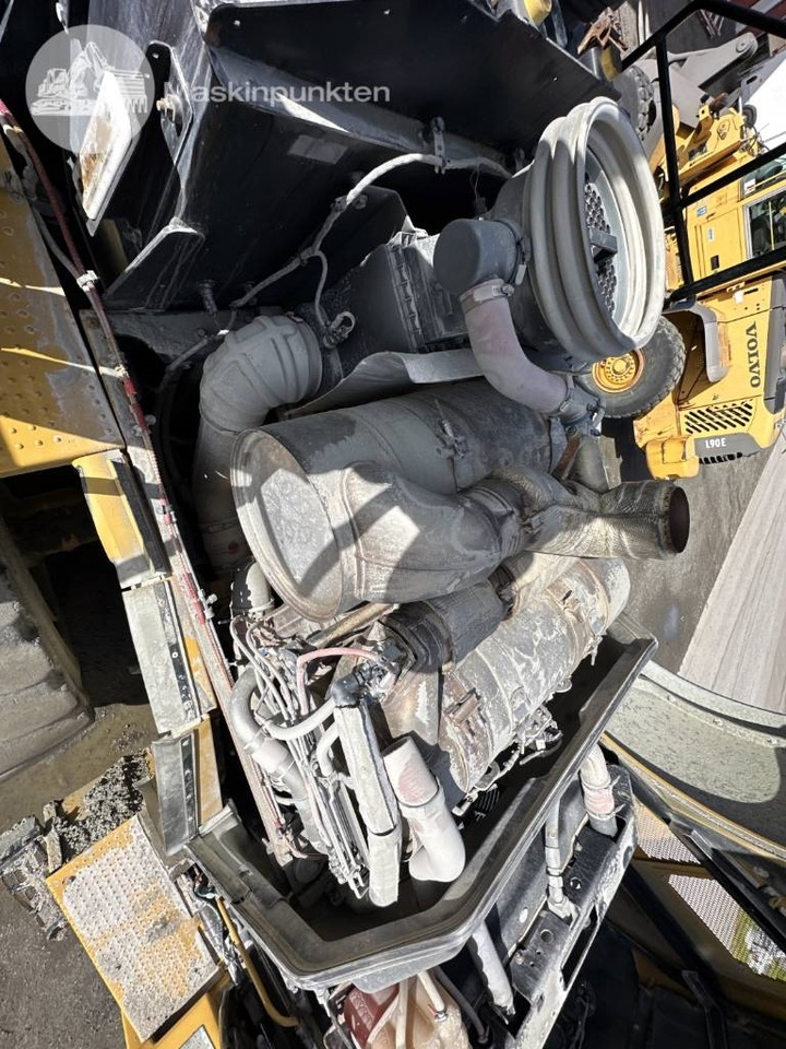 Chargeuse sur pneus CAT 980 M