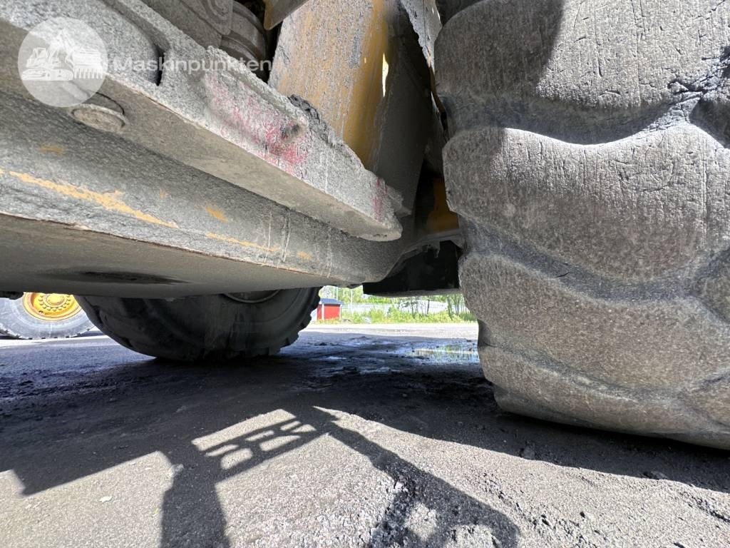 Chargeuse sur pneus CAT 980 M