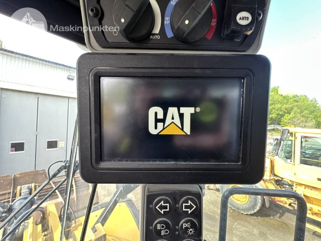 Chargeuse sur pneus CAT 980 M