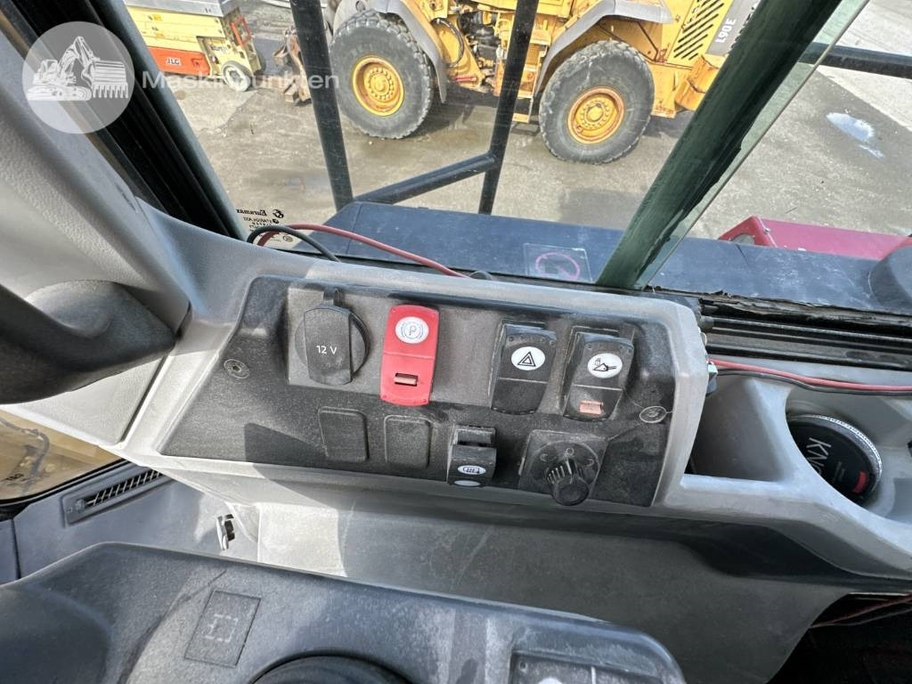 Chargeuse sur pneus CAT 980 M