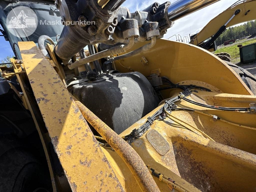 Chargeuse sur pneus CAT 980 M