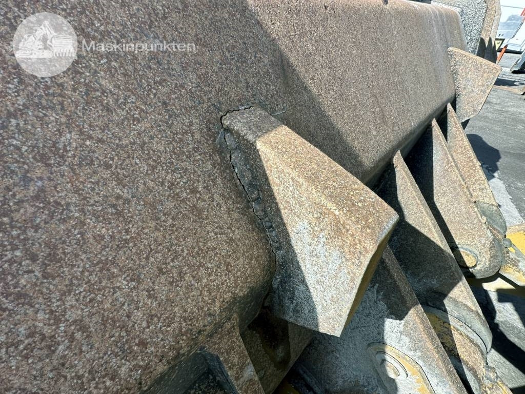 Chargeuse sur pneus CAT 980 M