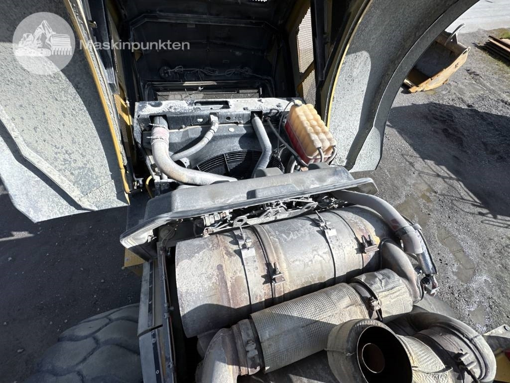 Chargeuse sur pneus CAT 980 M