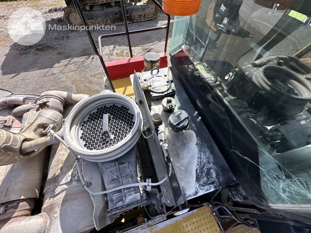 Chargeuse sur pneus CAT 980 M