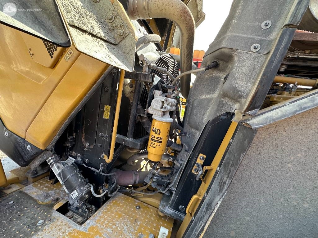 Chargeuse sur pneus CAT 980 M