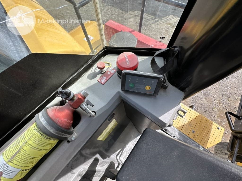 Chargeuse sur pneus CAT 980 M