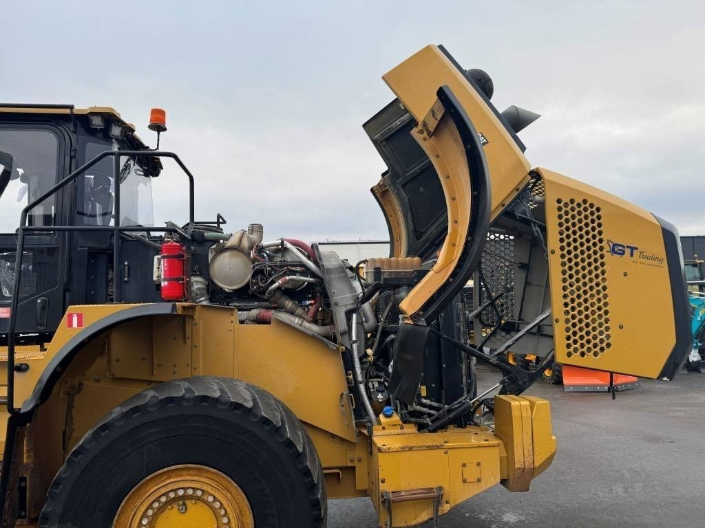 Chargeuse sur pneus CAT 980 M