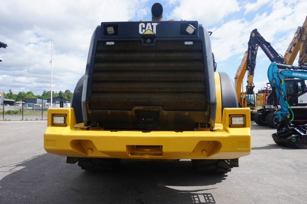 Chargeuse sur pneus CAT 980 M