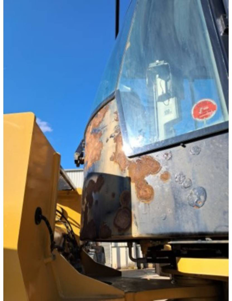 Chargeuse sur pneus CAT 982M