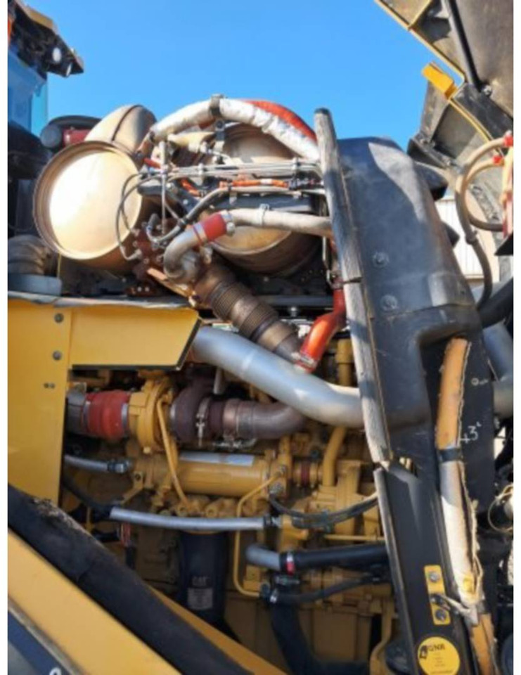 Chargeuse sur pneus CAT 982M