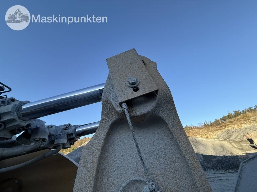 Chargeuse sur pneus CAT 982 M