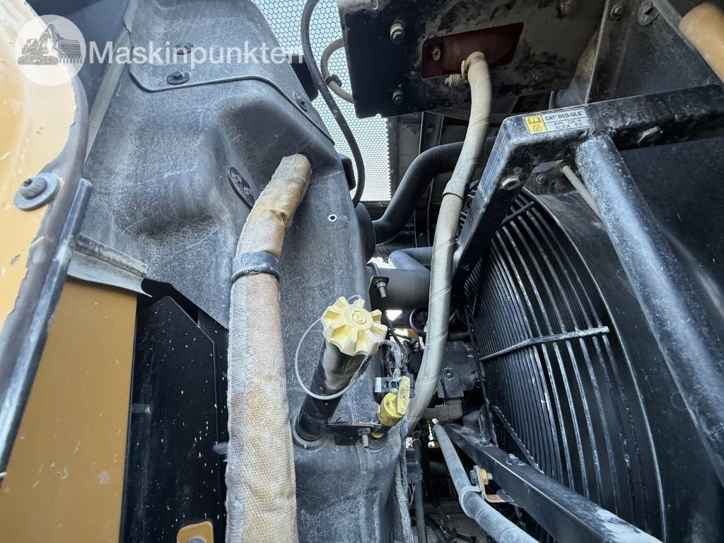 Chargeuse sur pneus CAT 982 M