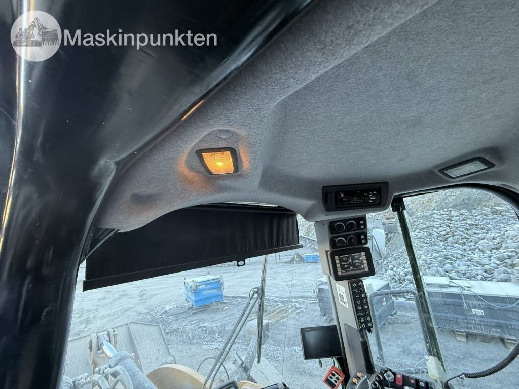 Chargeuse sur pneus CAT 982 M