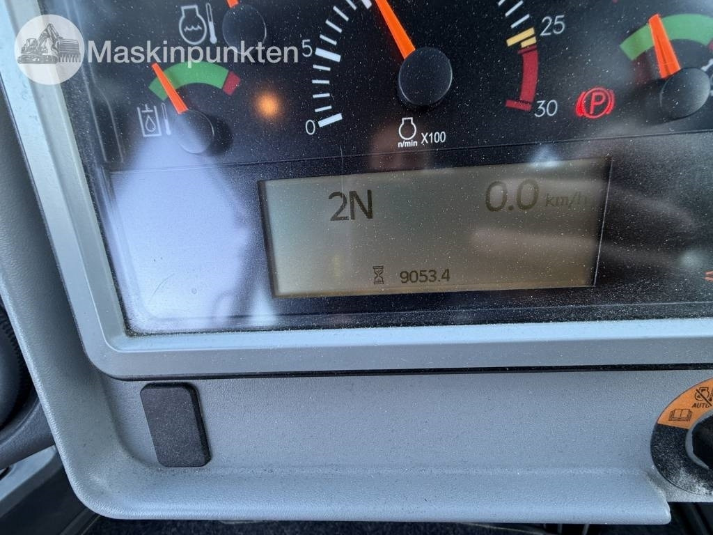 Chargeuse sur pneus CAT 982 M