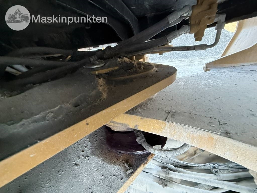 Chargeuse sur pneus CAT 982 M