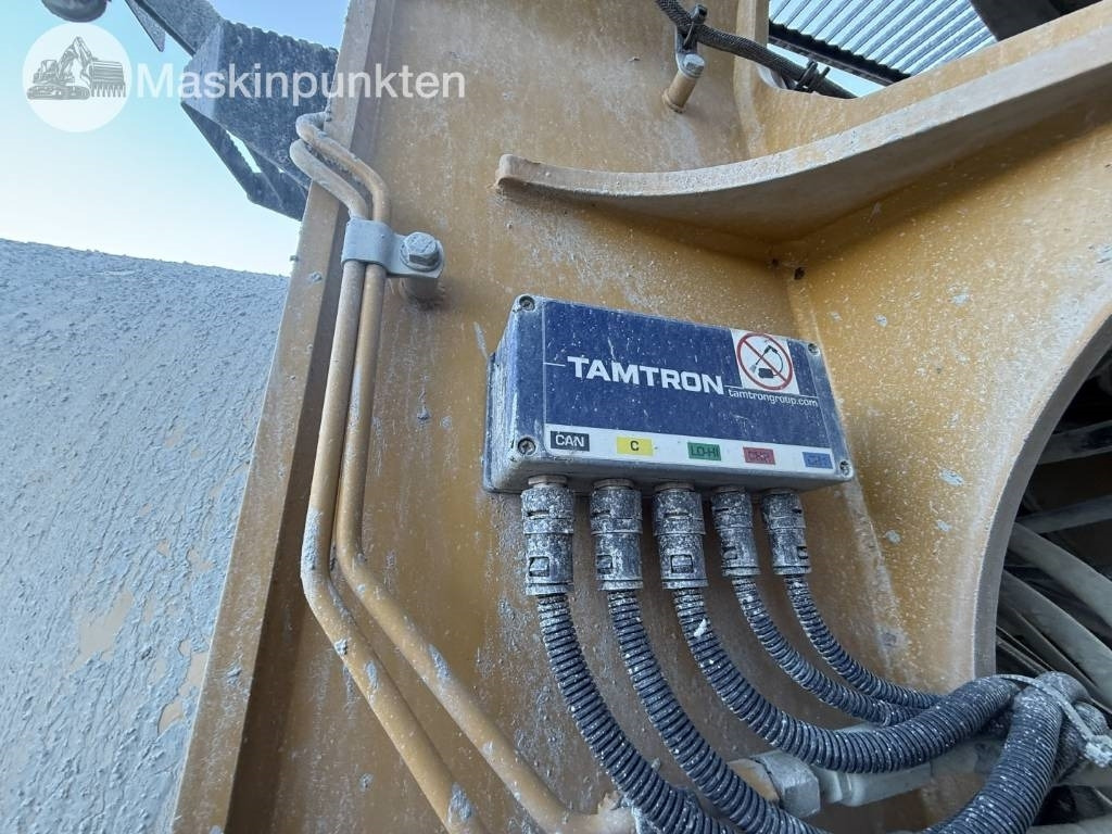 Chargeuse sur pneus CAT 982 M