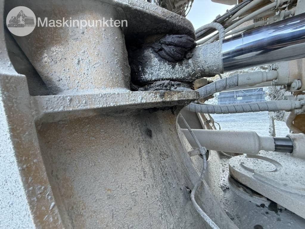 Chargeuse sur pneus CAT 982 M