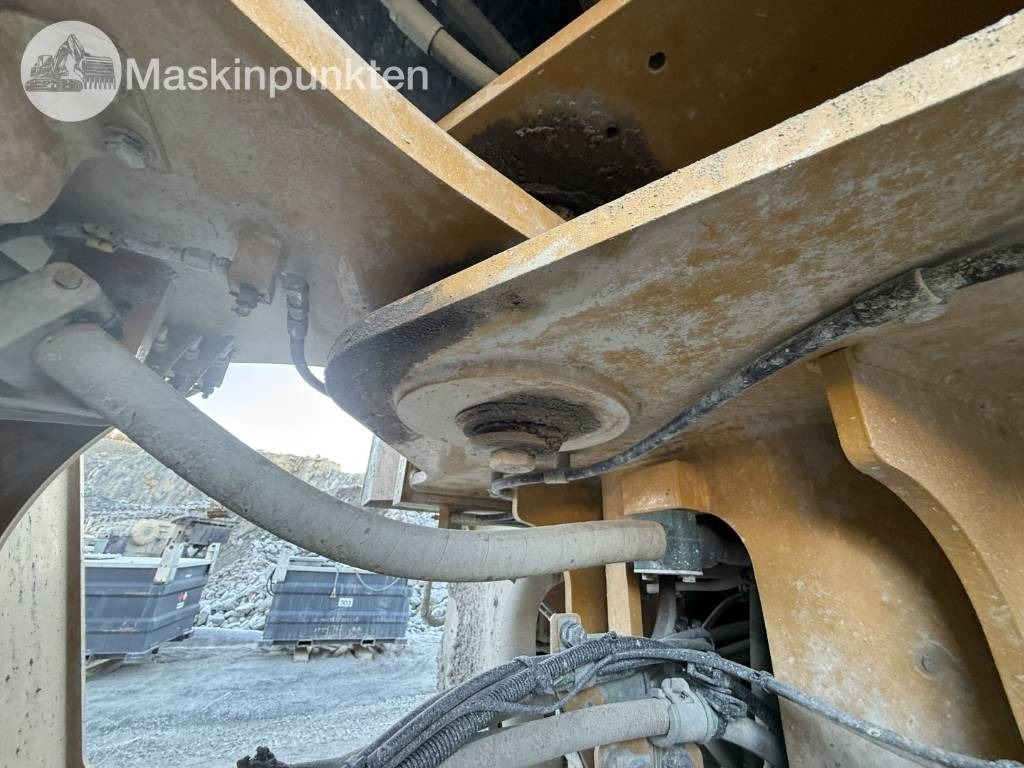 Chargeuse sur pneus CAT 982 M