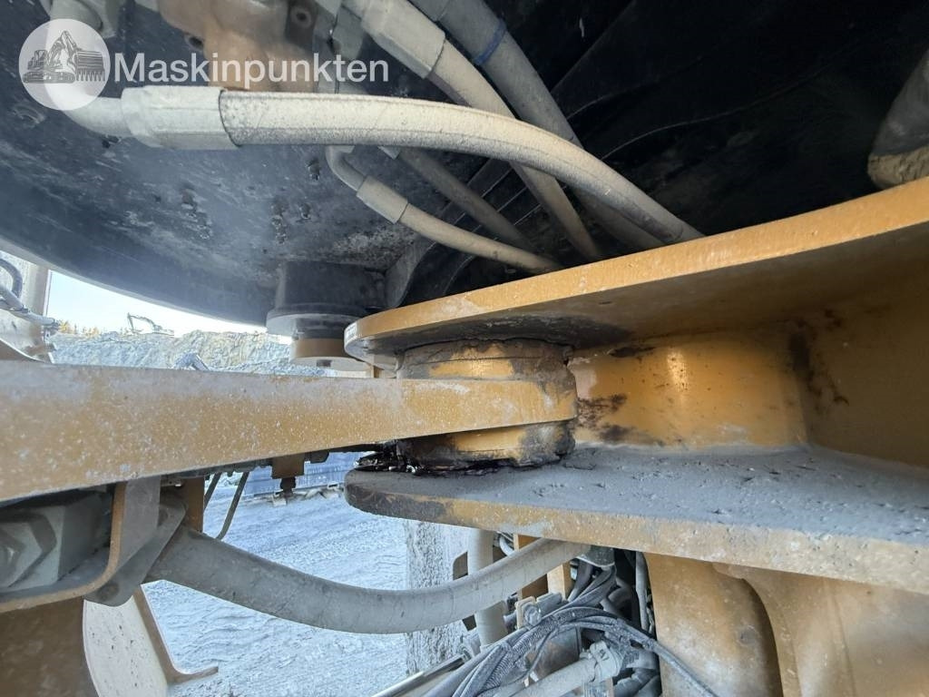 Chargeuse sur pneus CAT 982 M