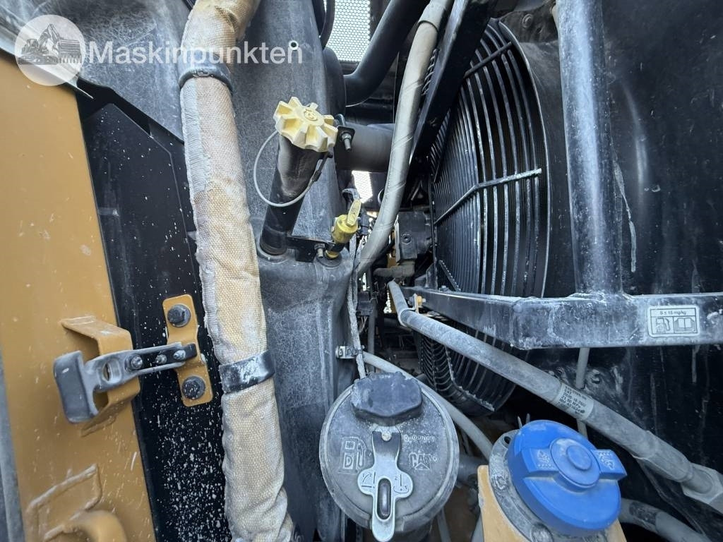 Chargeuse sur pneus CAT 982 M