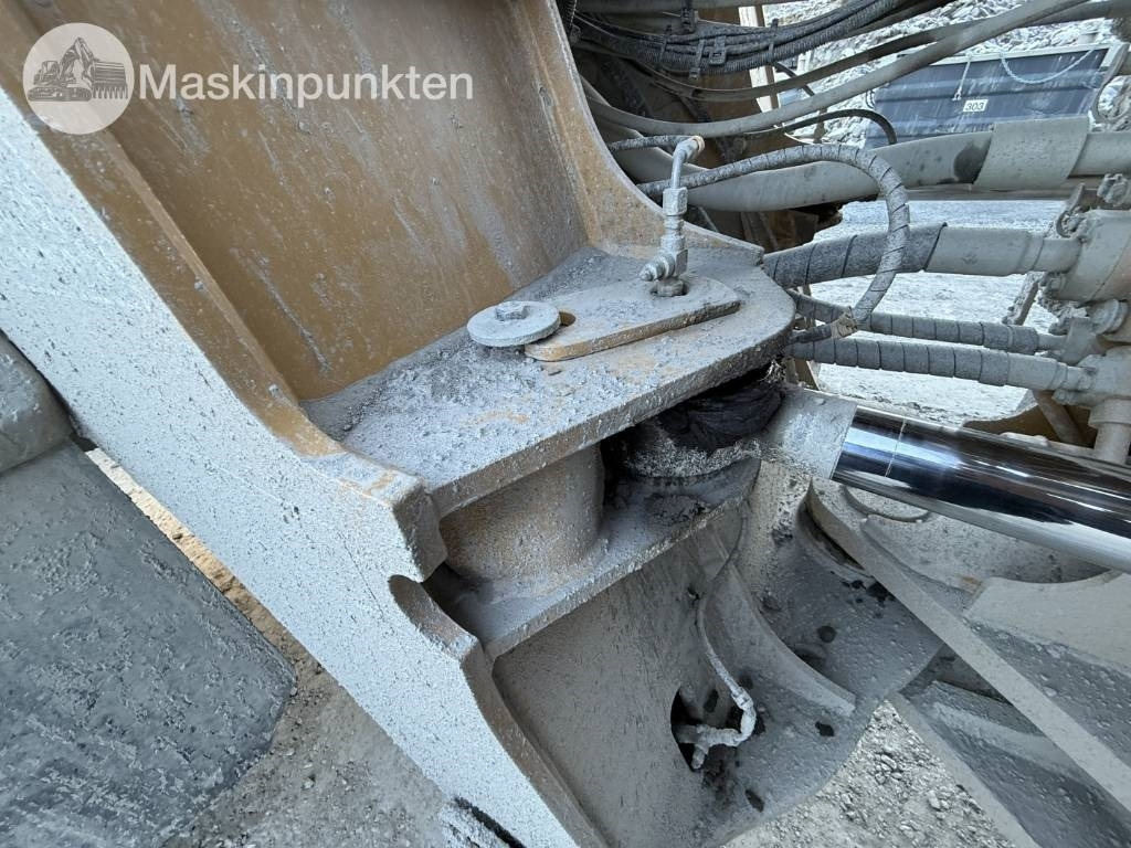 Chargeuse sur pneus CAT 982 M