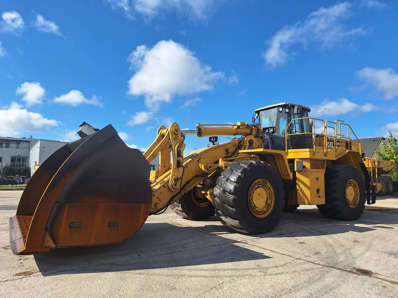 Chargeuse sur pneus CAT 988H