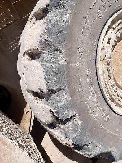 Chargeuse sur pneus CAT 988K