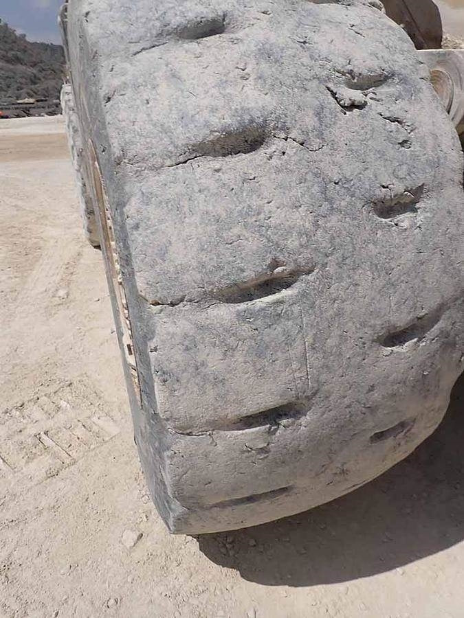 Chargeuse sur pneus CAT 988K