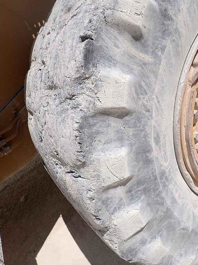 Chargeuse sur pneus CAT 988K