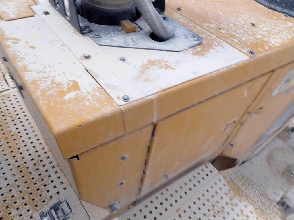 Chargeuse sur pneus CAT 988K