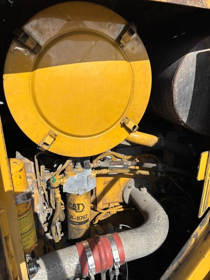 Chargeuse sur pneus CAT 988 H