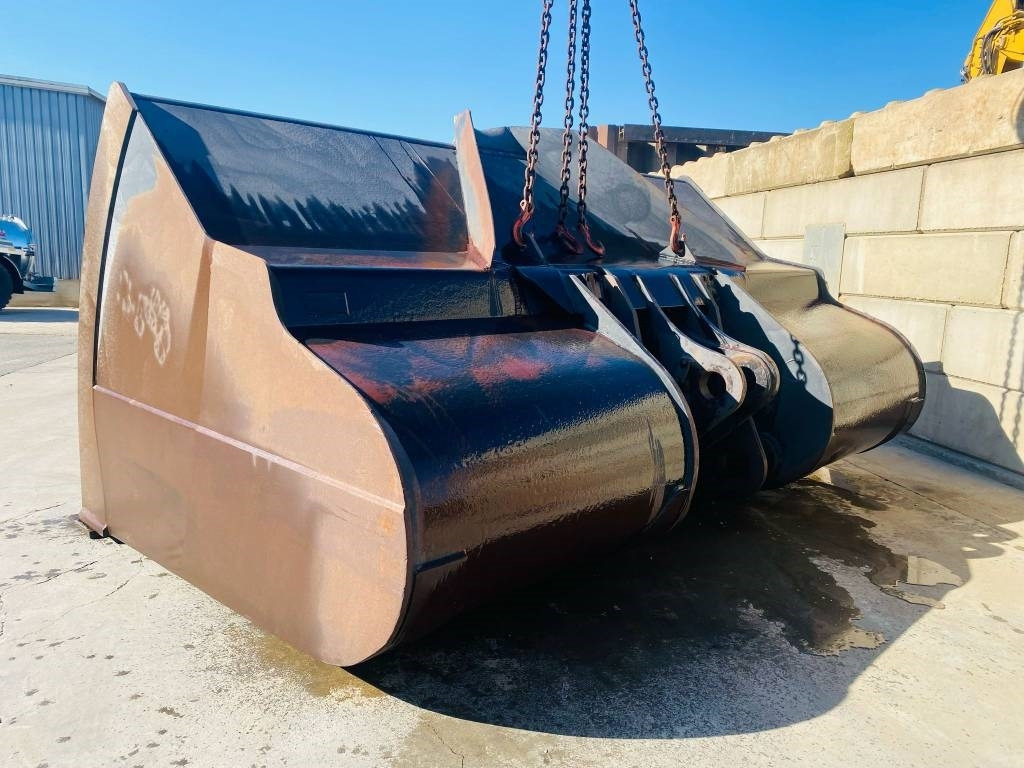 Chargeuse sur pneus CAT 988 K