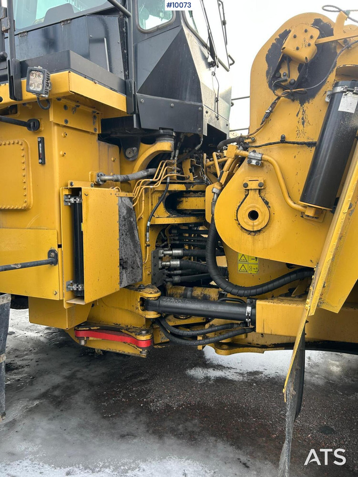 Chargeuse sur pneus CAT 988 K Wheel Loader