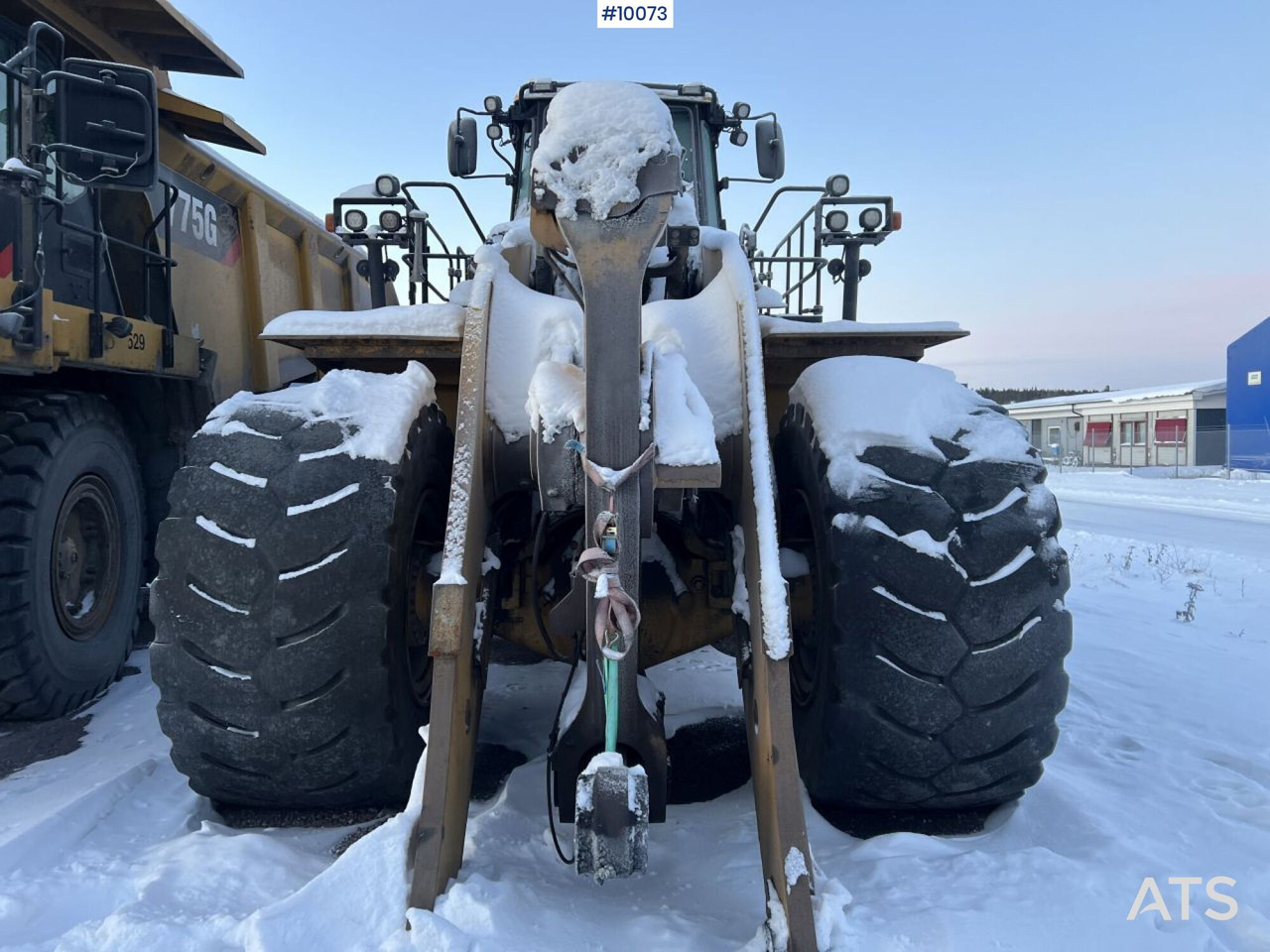 Chargeuse sur pneus CAT 988 K Wheel Loader