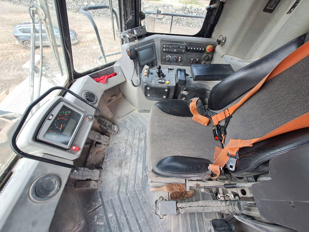 Chargeuse sur pneus CAT 992K