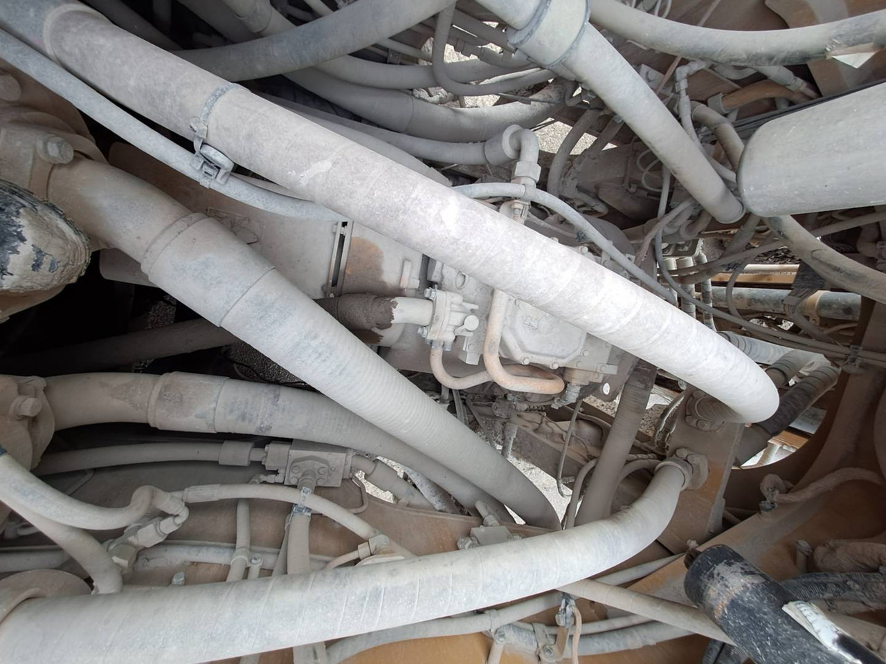 Chargeuse sur pneus CAT 992K