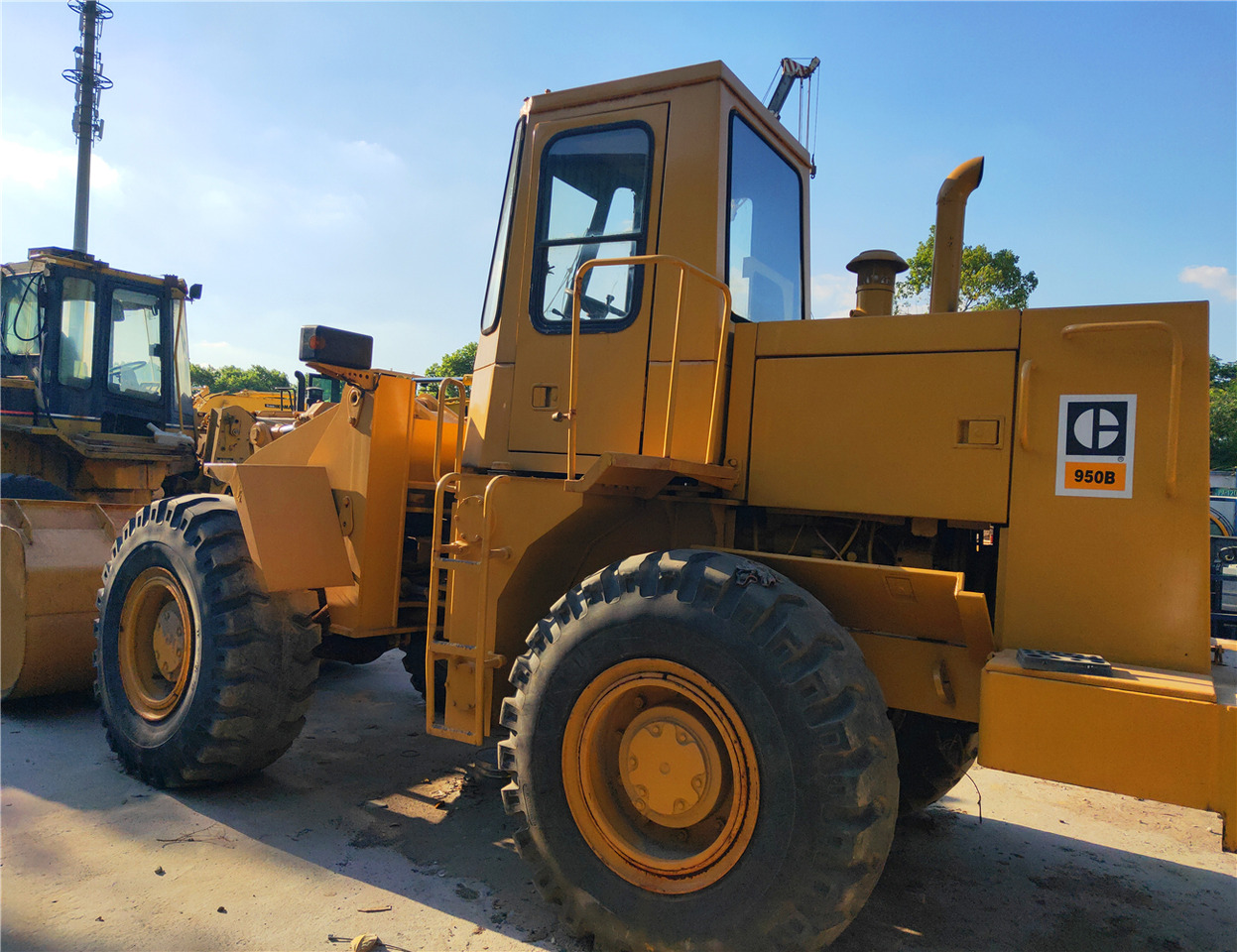 Chargeuse sur pneus CAT Wheel Loader 950B