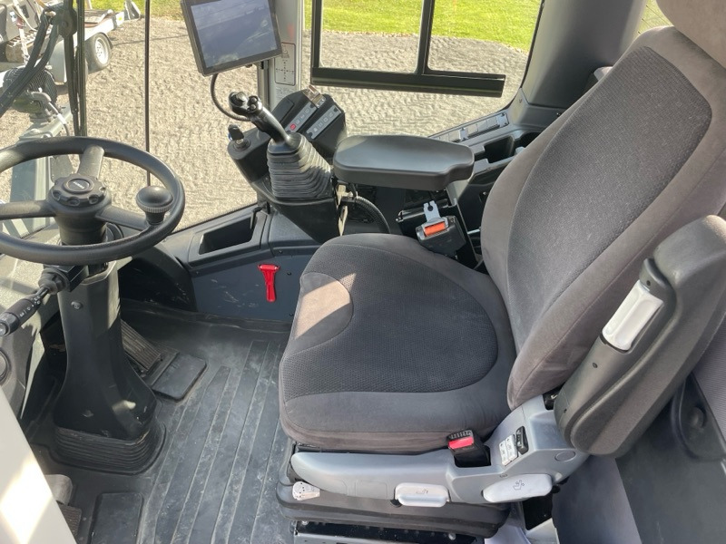 Chargeuse sur pneus CLAAS Torion 1285