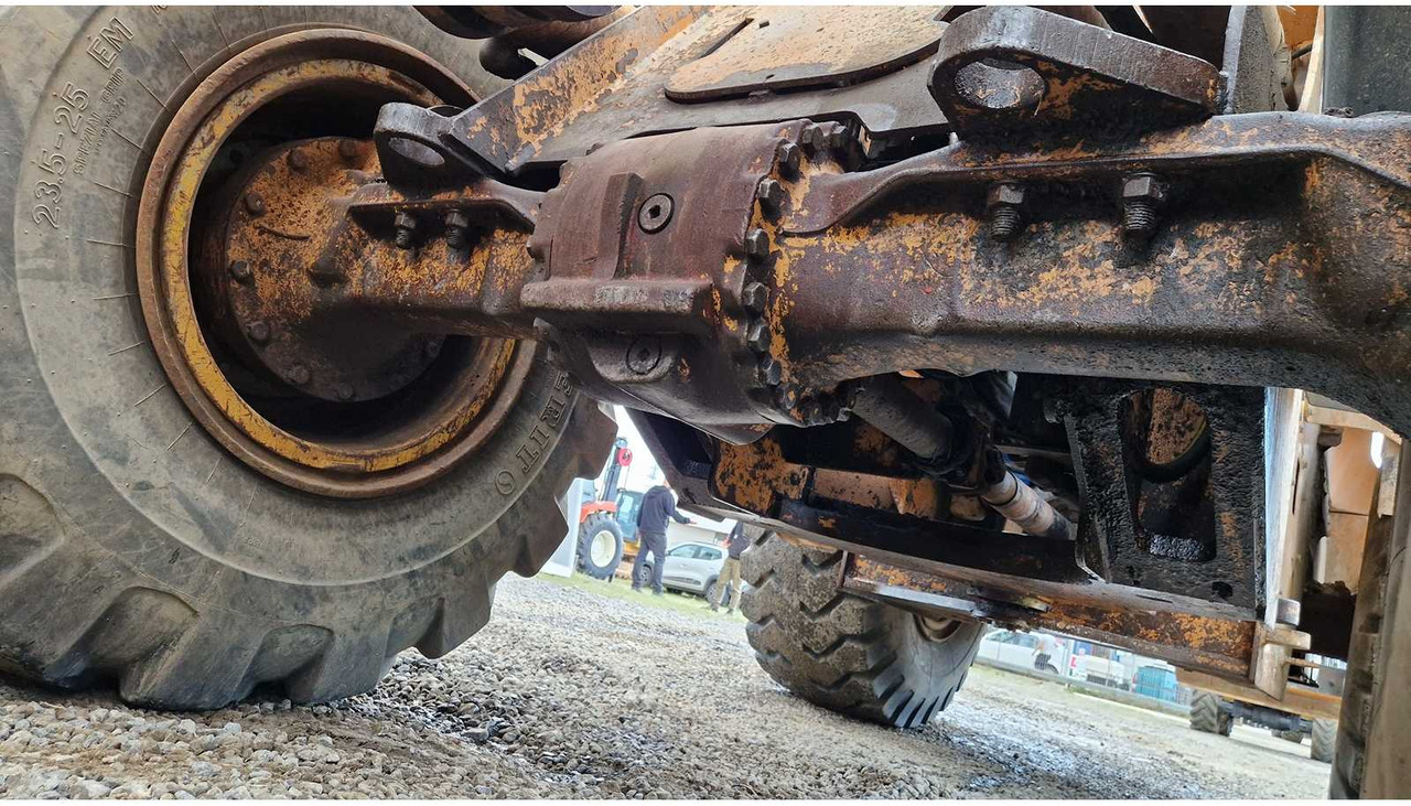 Chargeuse sur pneus Case 621E