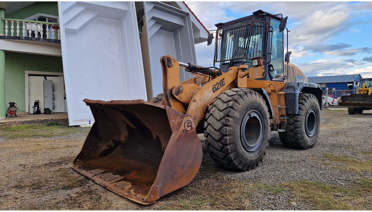 Chargeuse sur pneus Case 621E